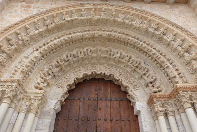 Detalle del arco de entrada de la fachada norte de la Colegiata de Toro Colegiata de Toro