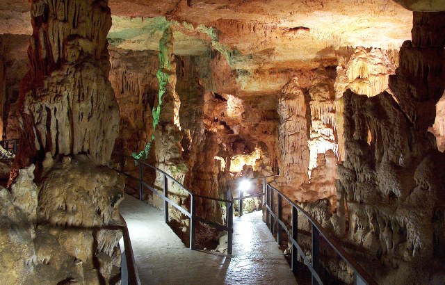 Cuevas visitables en Castilla y León - Cueva de los Franceses