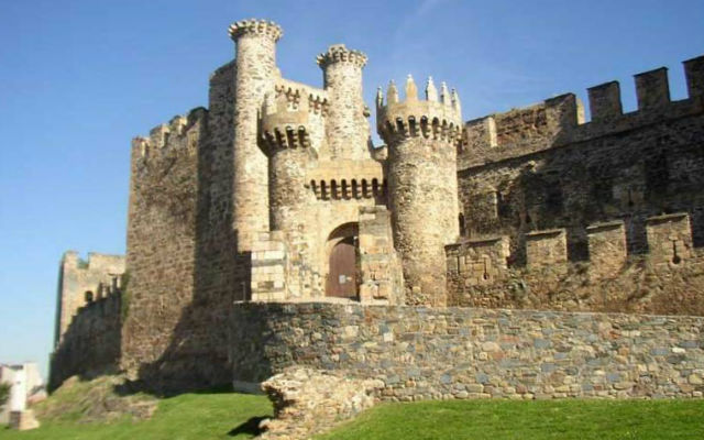 Castillo de Ponferrada en El Bierzo