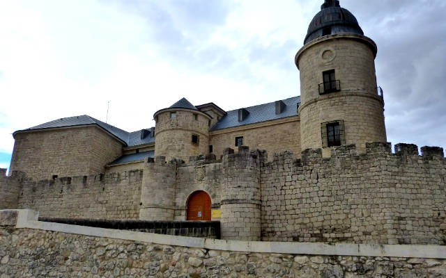 Castillo de Simancas - Destino Castilla y León