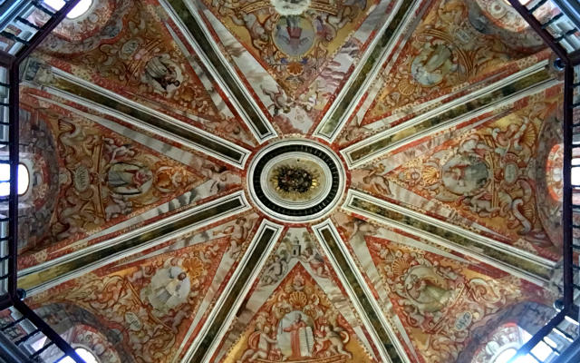 Cúpula barroca de la Cripta de la Iglesia de San Miguel de Olmedo - Destino Castilla y León