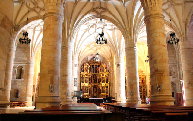 Planta de salón de la Concatedral de Soria
