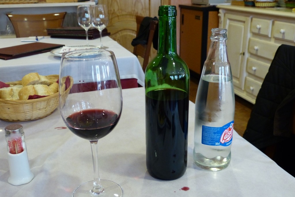 El vino de mesa en el Hotel Restaurante La Corte de los Pinares