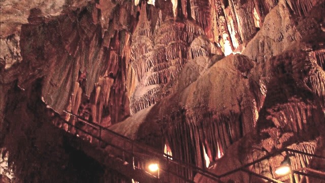Cuevas visitables en Castilla y León - Cueva de Valporquero
