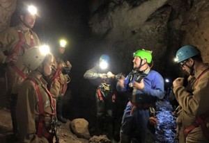 Espeleoturismo en la cueva de Fuentemolinos - Destino Castilla y León