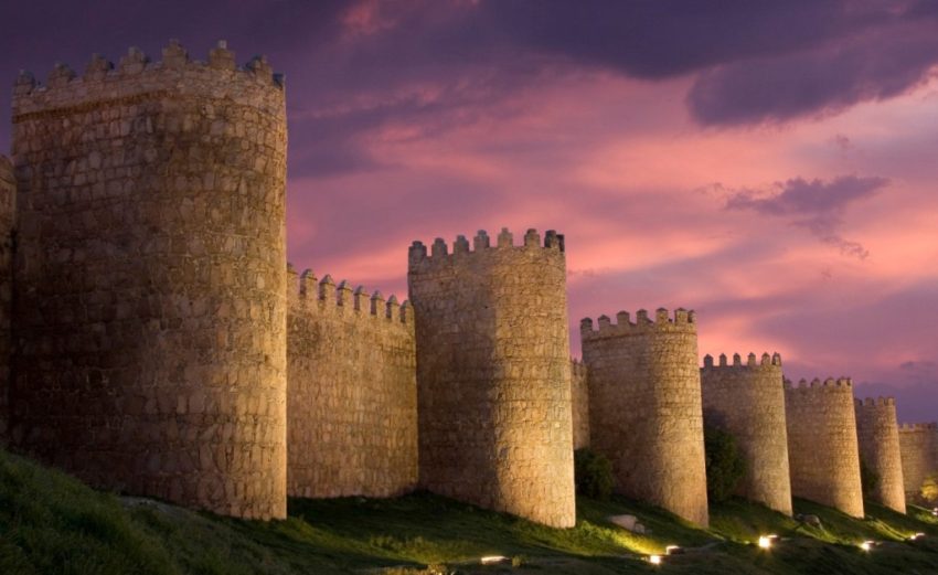 Murallas de Ávila - Destino Castilla y León