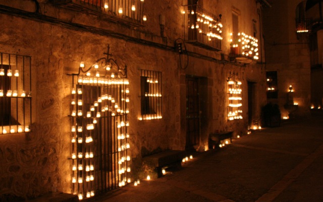 Concierto de las velas en Pedraza - Destino Castilla y León