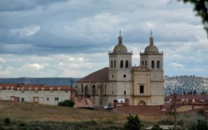 Iglesia de Santiago Apostol de Cigales - Imagen de mapasespana.net