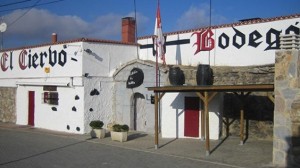 Fachada del Bodegón el Ciervo - Imagen de El Ciervo