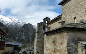 Iglesia mozárabe de Peñalba de Santiago - Destino Castilla y Leon