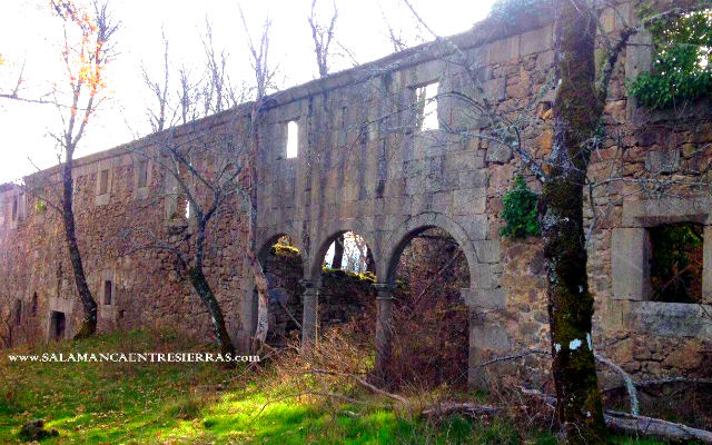 más monasterios abandonados