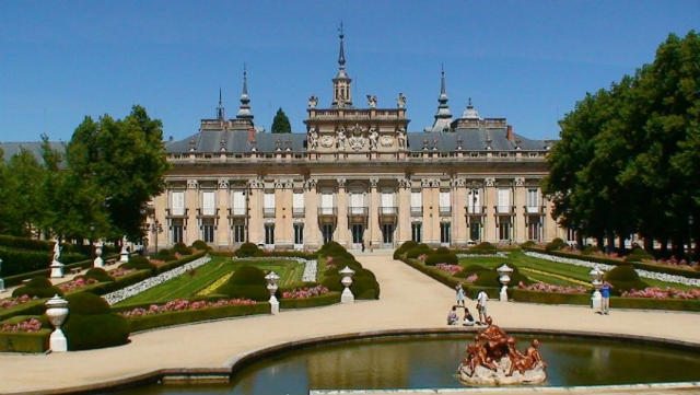 Real Sitio Palacio de La Granja de San Ildefonso - Destino Castilla y León
