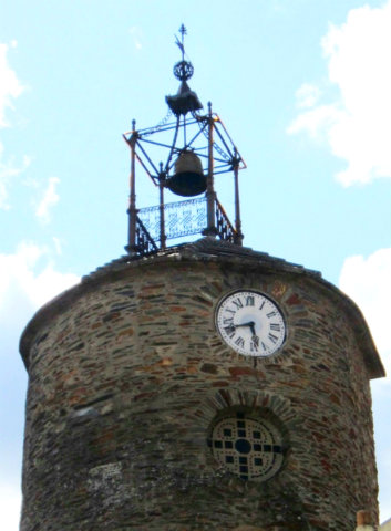 Monumental Torre del reloj de Alcañices