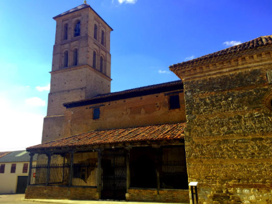 Iglesia de Santa María de Árbas - Destino Castilla y León