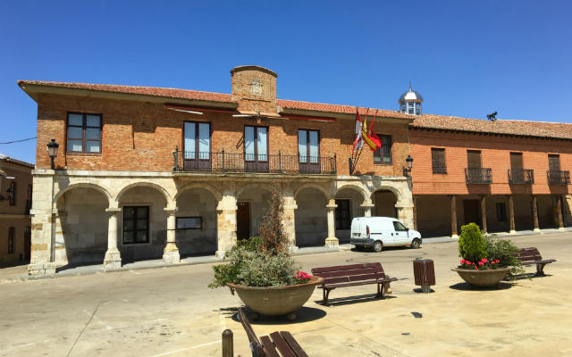 Ayuntamiento de Mayorga - Destino Castilla y León