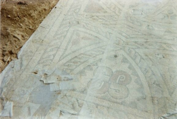 Restos de los mosaicos de la villa romana de Villabermudo de Ojeda - Imagen de la web de Villabermudo