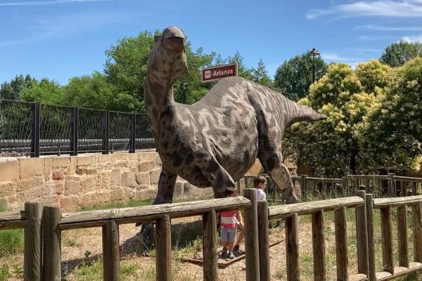 Dinosaurios de Salas de los Infantes - Destino Castilla y León