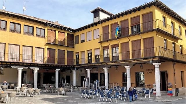 Plaza mayor de Tordesillas - Destino Castilla y León