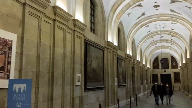 Claustro de la Universidad Pontificia - Destino Castilla y León