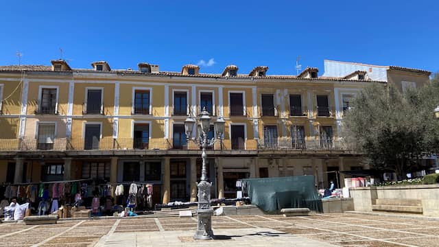 Plaza mayor porticada de Medina de Rioseco - Destino Castilla y León