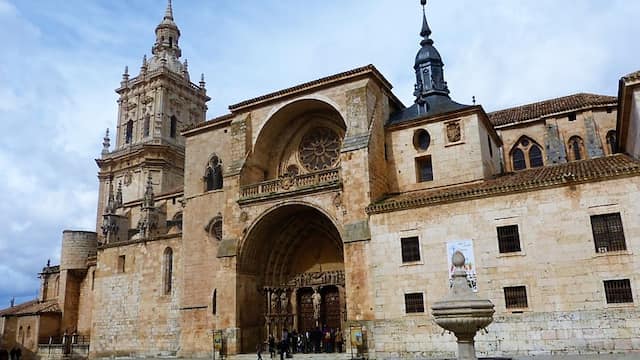 Conjunto catedralicio de El Burgo de Osma - Destino Castilla y León