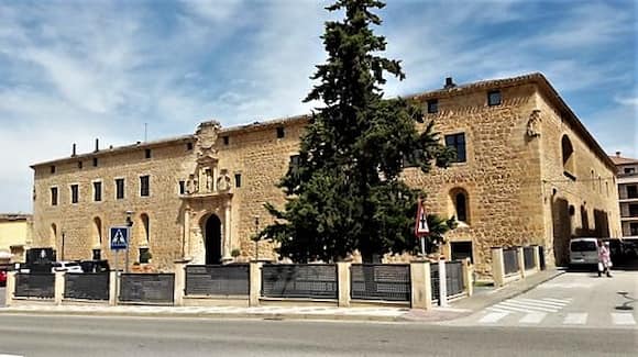Edificio de la Universidad de Santa Catalina - Imagen de Wikipedia