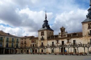 Visita a El Burgo de Osma - Destino Castilla y León