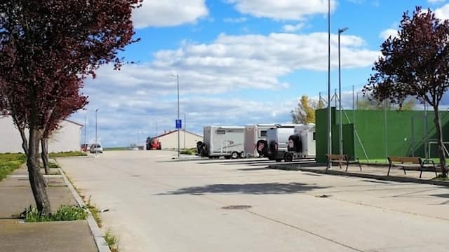 Estacionamiento de autocaravanas y furgonetas camper en Alaejos - Destino Castilla y León