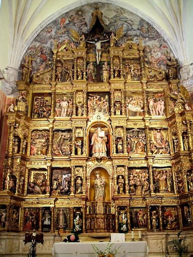 Retablo del Altar Mayor de la Colegiata de San Antolín de Medina del Campo - Imagen CC Wikipedia