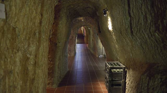 Pasillo interior del Museo del Vino de Valdevimbre - Imagen del Museo