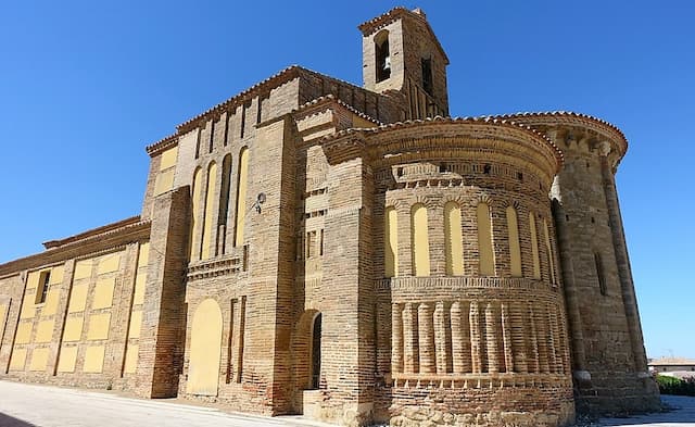 Ábsides de la Iglesia de San Gervasio y San Protasio - Imagen cc Wikipedia