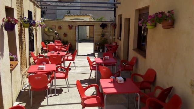 Terraza exterior del Restaurante Ñam Ñam - Imagen del restaurante