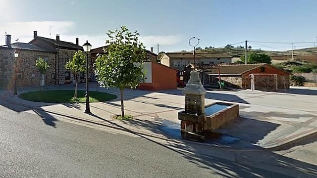 Plaza de Salgüeros de Juarros - Destino Castilla y León