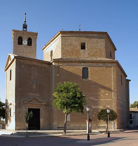 Iglesia de San Pedro de Valoria la Buena - Imagen CC Wikipedia