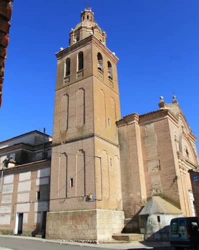 Torre de la iglesia de San Pedro Apóstol de Serrada - Imagen de Mapio
