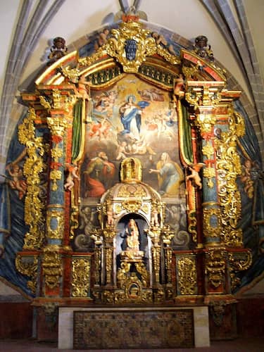 Retablo de la Iglesia de Nuestra Señora de la Peña - Destino Castilla y León