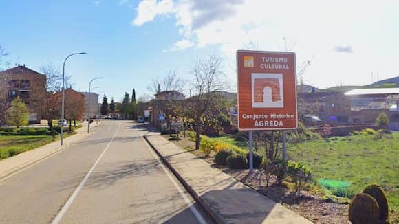 Entrada a Ágreda por la Carretera N122 - Destino Castilla y León