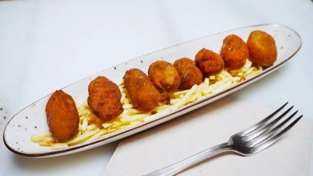 Croquetas del Restaurante La Bodeguilla del Bar Jamón - Imagen del restaurante