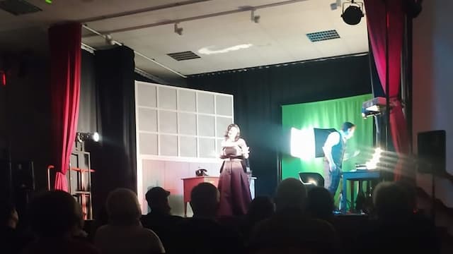 Representación en el Salón Multiusos de San Miguel del Pino - Imagen del Ayto. de San Miguel