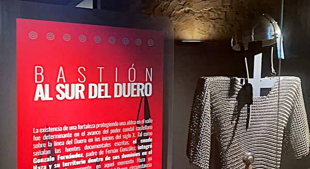 Exposición en el interior del torreón del castillo - Destino Castilla y León