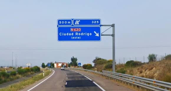 Llegando a Ciudad Rodrigo por la Autovía A62 - Destino Castilla y León