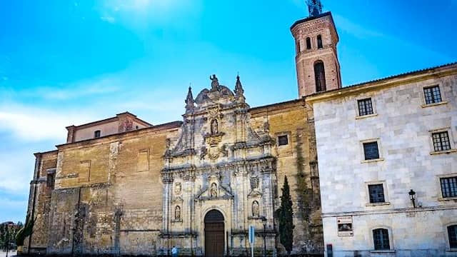 Real Monasterio de San Zoilo en Carrión de los Condes - Imagen de TerraNostrum