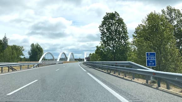 Llegando a Sasamón por la autovía A231 - Destino Castilla y León