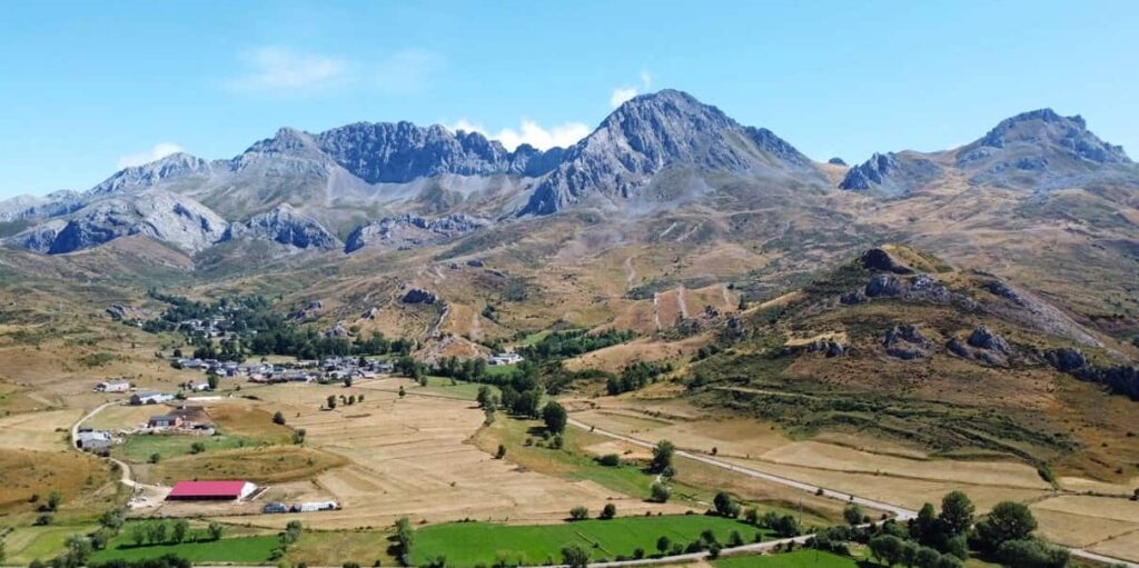 Rutas otoñales por Laciana - Imagen de Turismo de León