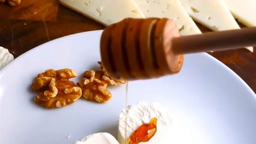 Miel de Encina con trufa negra de Mykés Gourmet - Imagen de Mykés Gourmet
