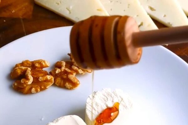Miel de Encina con trufa negra de Mykés Gourmet - Imagen de Mykés Gourmet