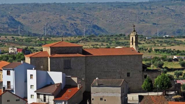 Iglesia del Convento de San Francisco de Fermoselle - Destino Castilla y León