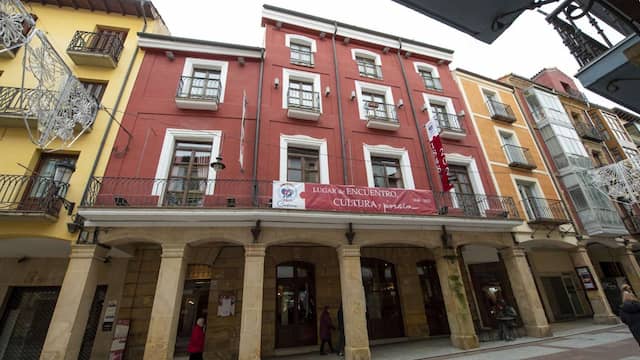 Casino Numancia Círculo de la Amistad de Soria - Imagen de la JCyL