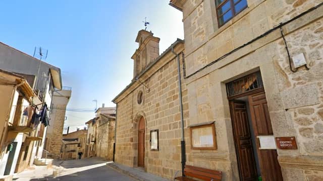La otra fachada de la Iglesia de Santa Colomba de Fermoselle - Destino Castilla y León