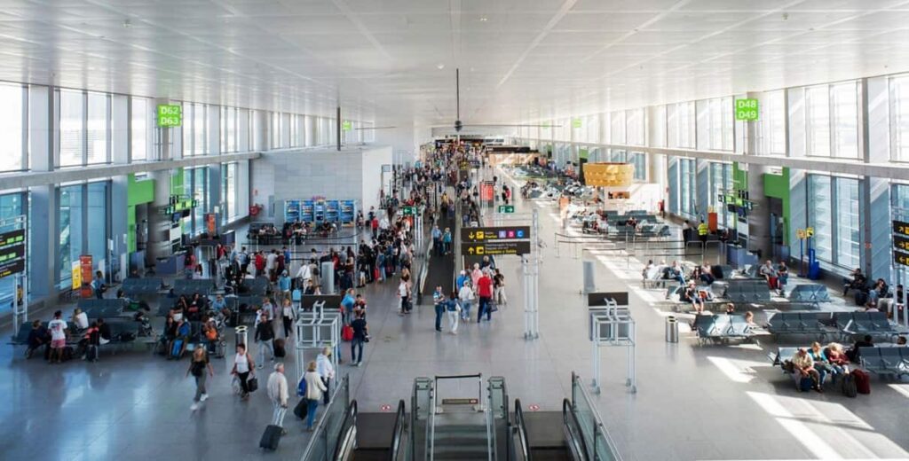 Aeropuerto de Málaga - Imagen de Forbes